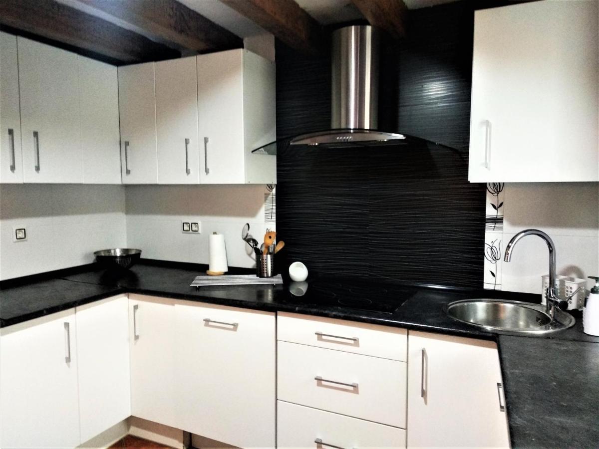 Casa Rural Madera Y Sal Salinas de Anana Ngoại thất bức ảnh