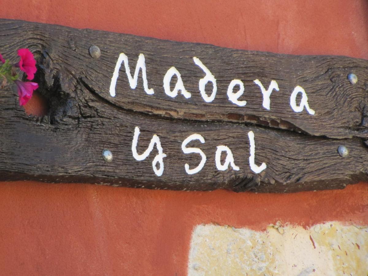 Casa Rural Madera Y Sal Salinas de Anana Ngoại thất bức ảnh